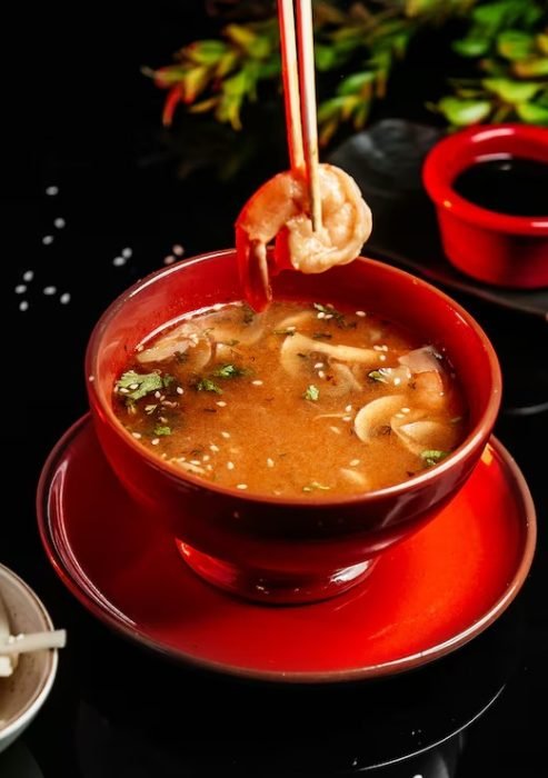 imgi_1_chinese-mushroom-soup-table_140725-4559
